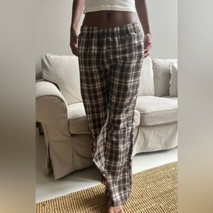 Brandy Melville Catherine Pants BRAND NEW